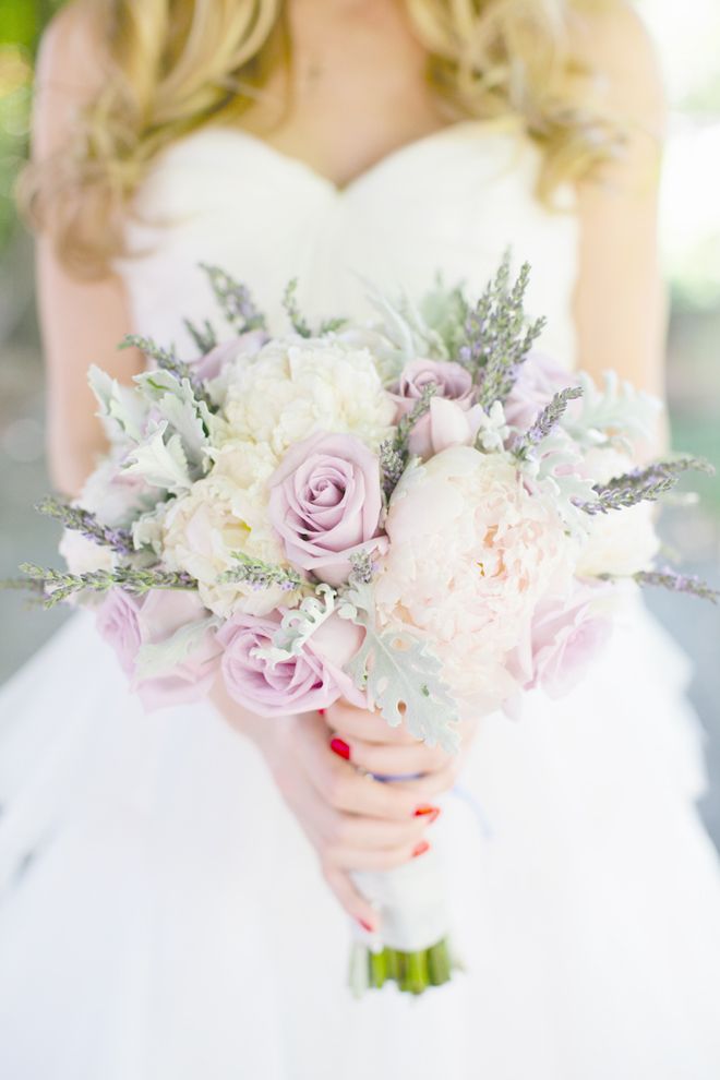 4 fresh rose wedding bouquet ideas (3)