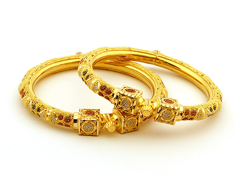 gold bangle designs in tanishq (4)