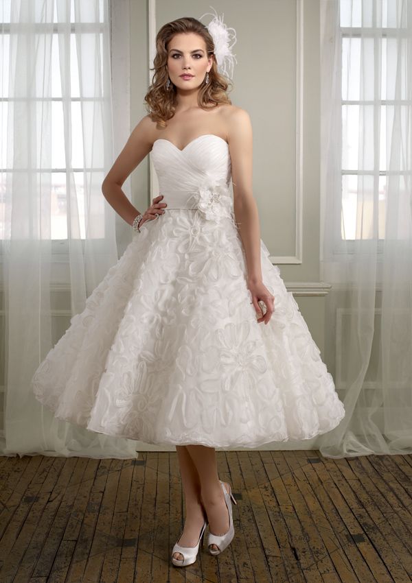 3 beautiful wedding dress