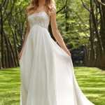 Simple White Wedding Outfits for Outdoor Nuptials Simple White Wedding Outfits for Outdoor Nuptials