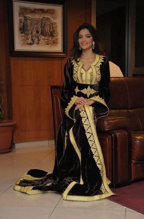 chic black velvet caftan with gold embroidery (1)