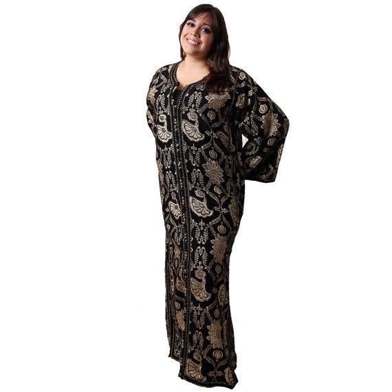 chic black velvet caftan with gold embroidery (11)