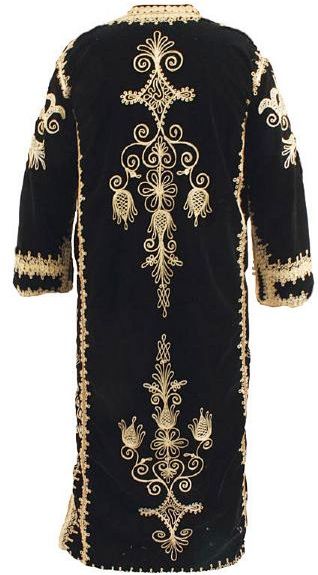 chic black velvet caftan with gold embroidery (7)