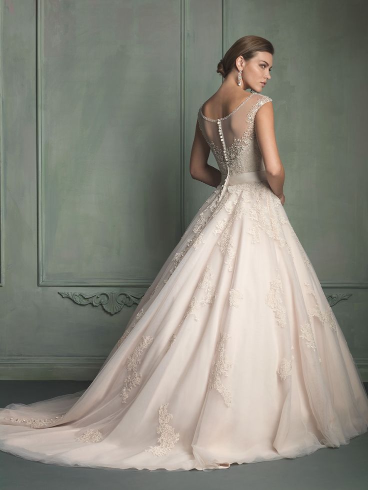3lace style floor length bridal gown (5)