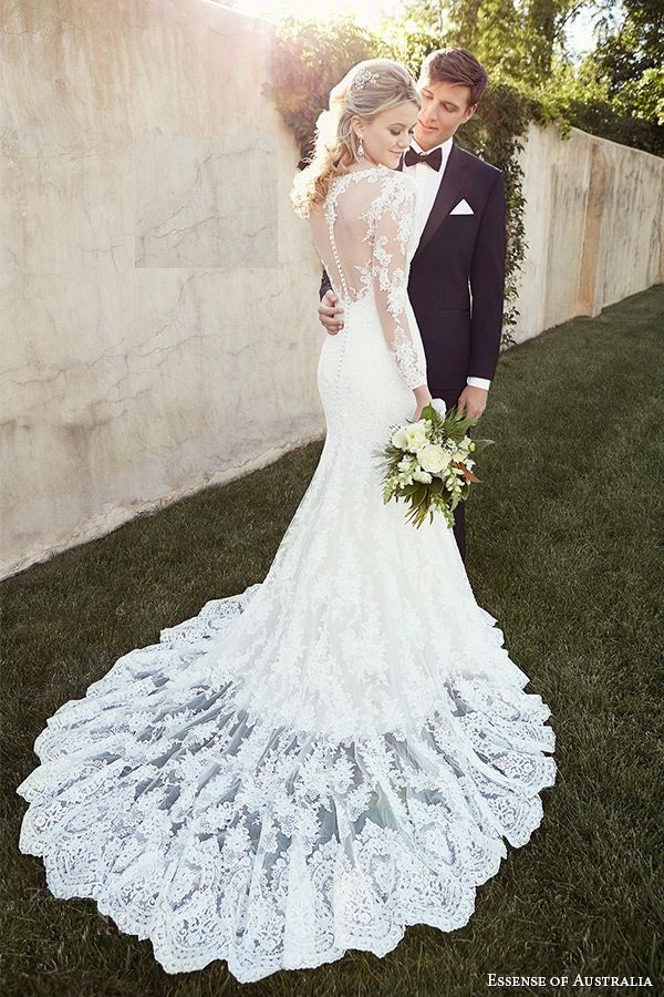 4 Lace Back Wedding Dresses & Gowns (12)