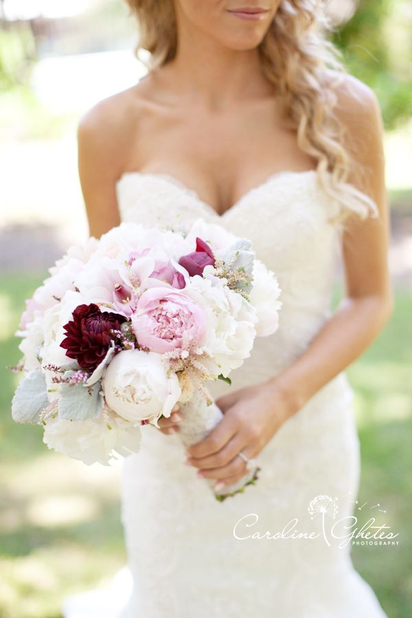 6 bridal bouquets ()