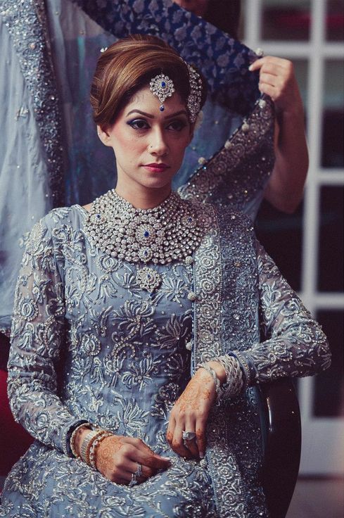 4 gray weddi g dress