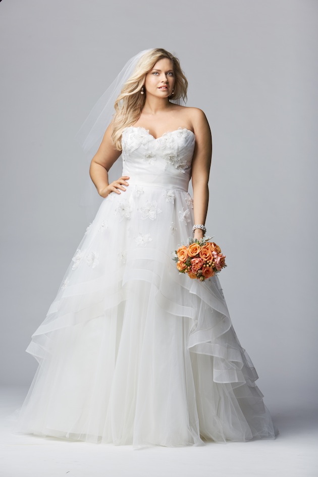 strapless wedding dress for plus size