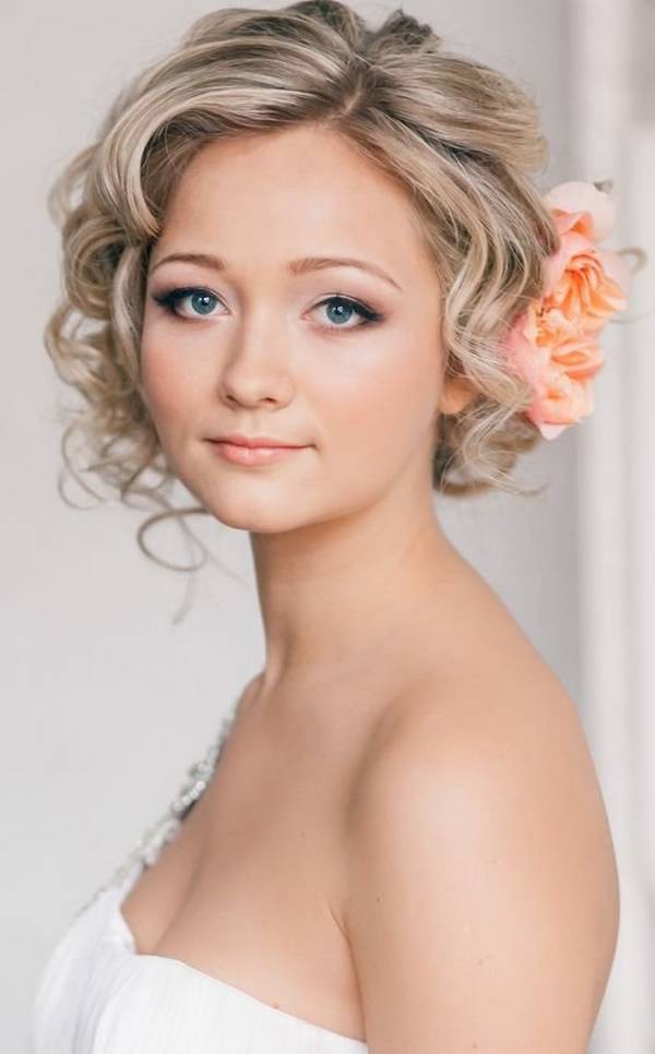 11 stunning Bridesmaid Hairstyles For Short Hairs 3