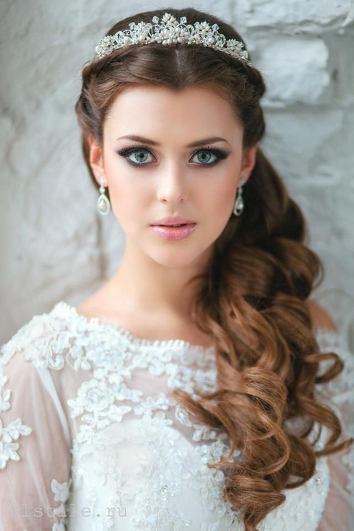 bridal hair accessories for half down curls (4)