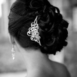 Vintage Inspired Pearl Comb Accessory for Bridal Hair Vintage Inspired Pearl Comb Accessory for Bridal Hair