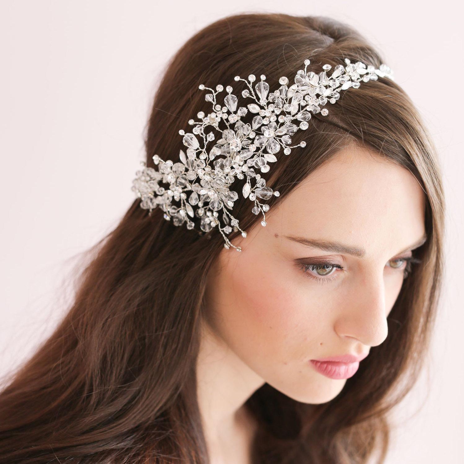 1 Exquisite Hair Adornments for the Bride