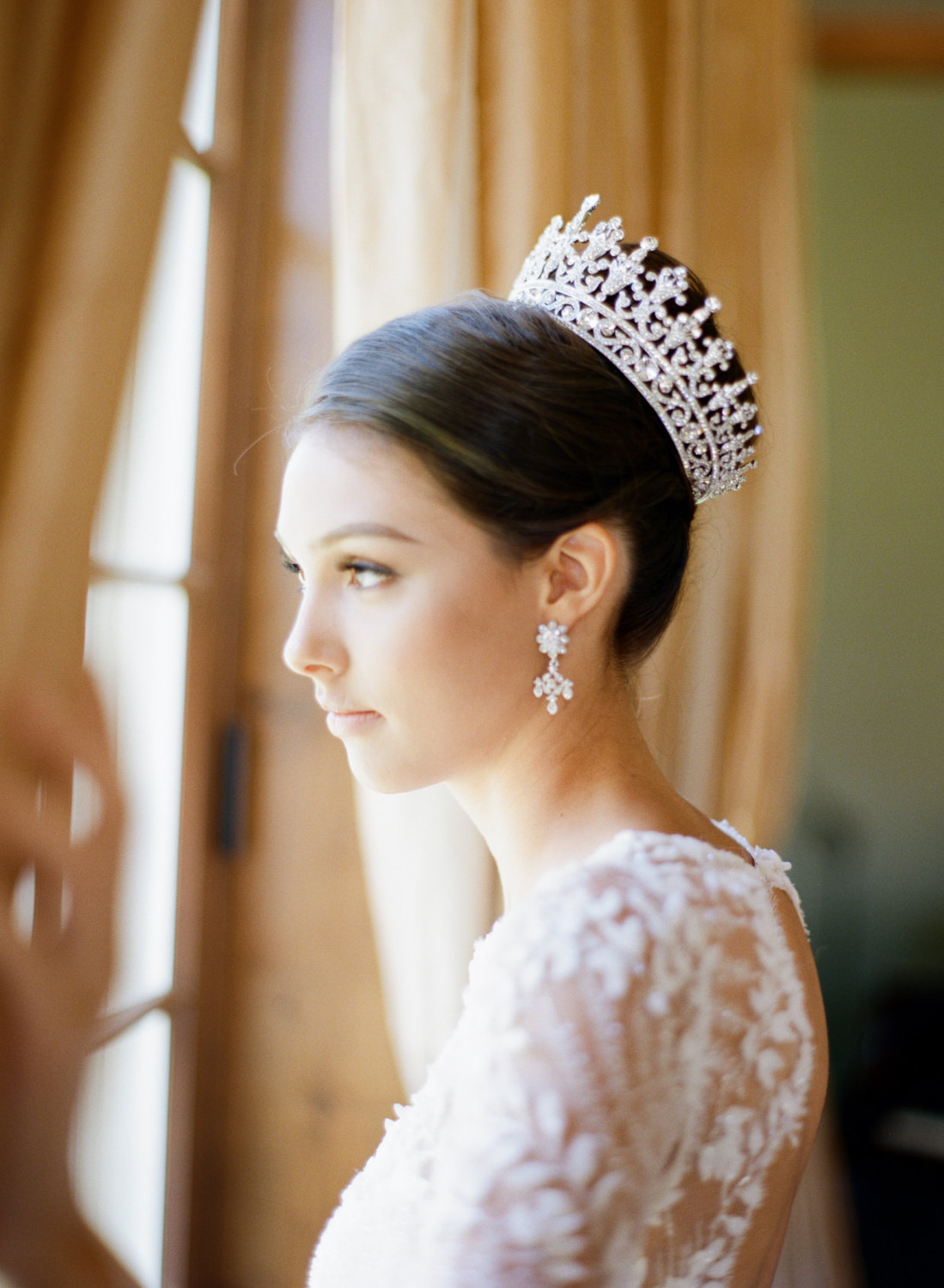 4. Extraordinary Wedding Tiaras for brides