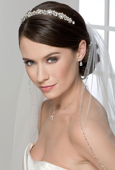 6. beautiful tiara with the veil