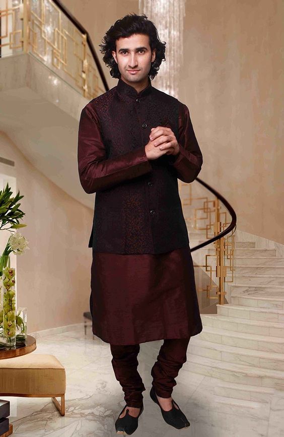 5 Outstanding Maroon Kurta Pyjama set With Jacket