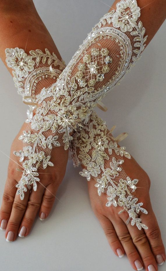 amazing Lace Wedding Gloves