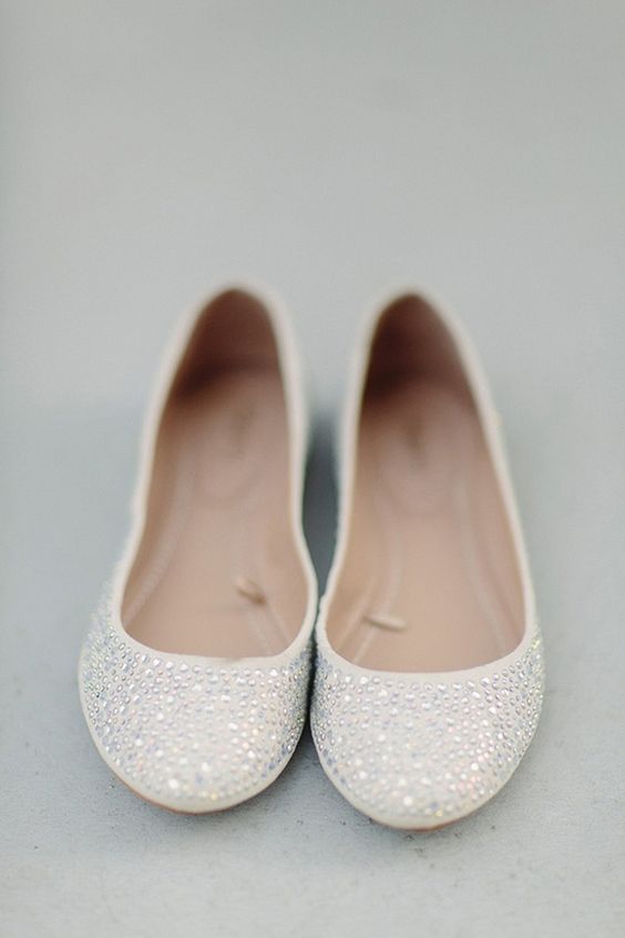 sparkly white bridal foot wears (5)