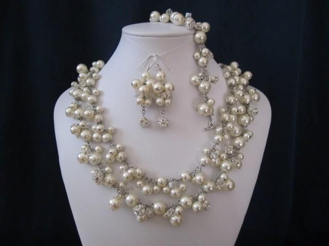 5. swarovski pearl necklace bracelet and earrings set (11)