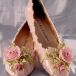 Mind-Blowing Designs Of Wedding Wear Flat Shoes Mind-Blowing Designs Of Wedding Wear Flat Shoes