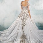 Latest Elegant Wedding Dresses Crystal Embedded Latest Elegant Wedding Dresses Crystal Embedded