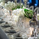 Amazing Wedding Table Decoration with Flowers and Candles Amazing Wedding Table Decoration with Flowers and Candles
